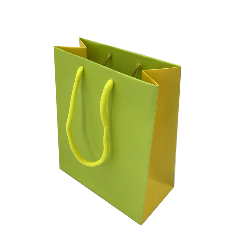 Bolso de compras de papel de colores surtidos único con logotipo impreso